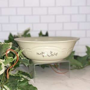 Pfaltzgraff Heirloom 7” Round Vegetable Bowl